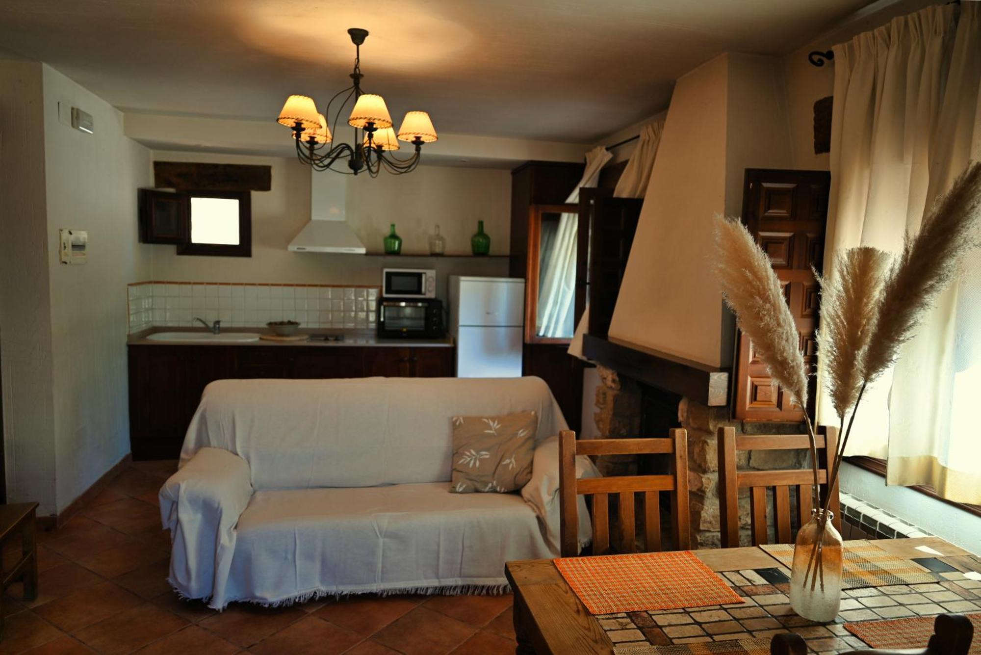 Casa Rural Nelia Villalba de la Sierra Luaran gambar